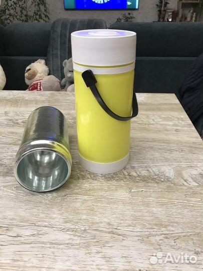 Термос со стеклянной колбой новый 1 литр