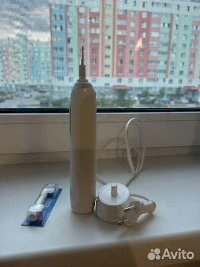 Электрическая Зубная щетка Oral b Genius