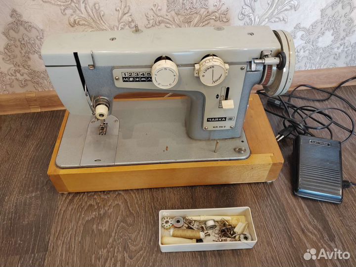 Швейная машина Чайка 3