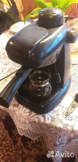 Кофеварка рожковая delonghi