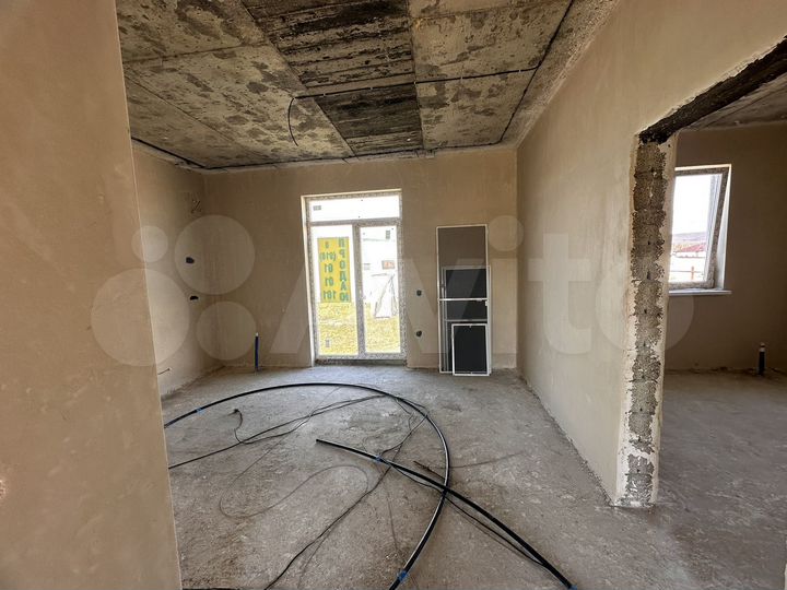 Дом 56 м² на участке 4,8 сот.