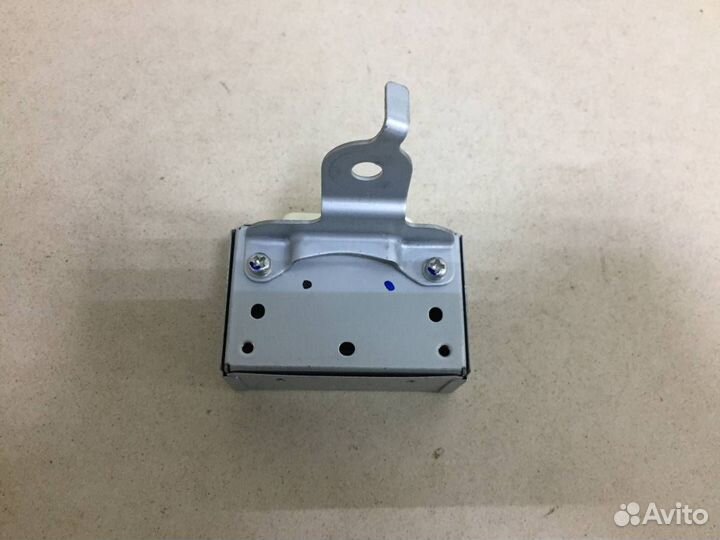 Б/У Антенна 8668148080 toyota