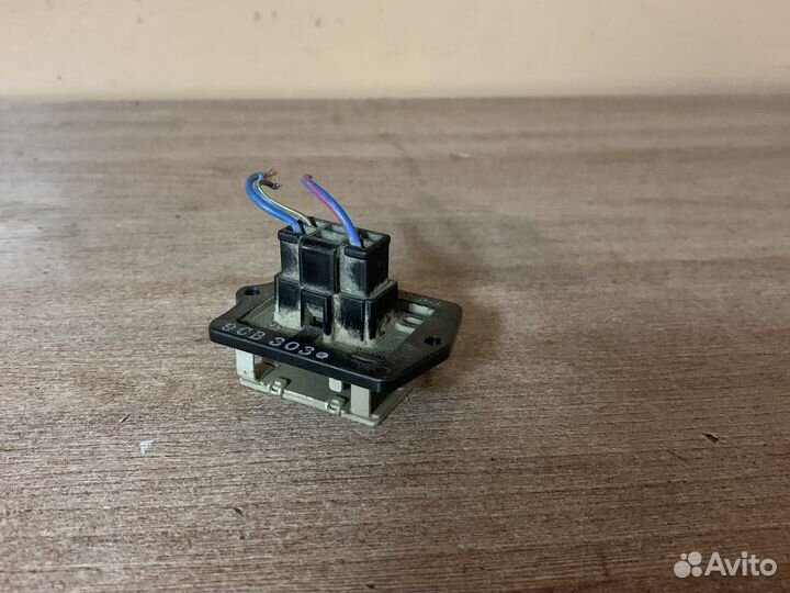 Резистор печки Mazda MPV