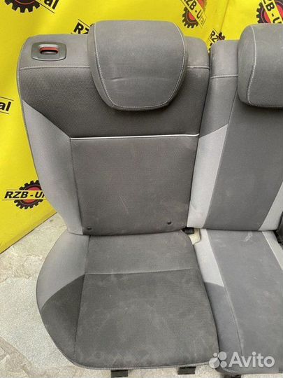 Сиденье заднее Ford Focus 3 хэтчбек 1.6 iqdb