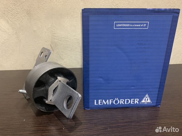 Сайлентблок задн продольного рычага Volvo 31476222