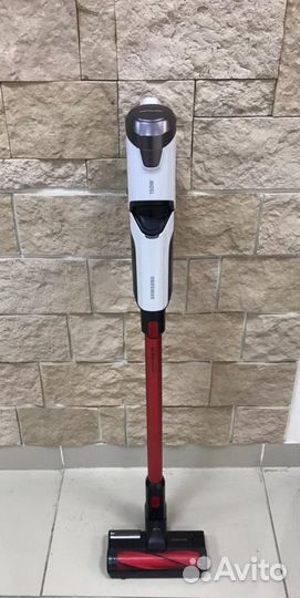 Вертикальный пылесос PowerStick PRO Samsung SS80N8