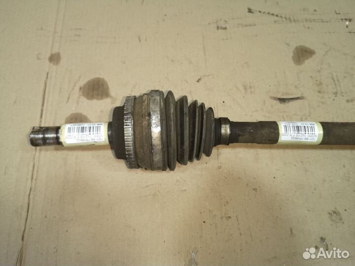 Привод передний правый toyota bb ncp31 1nz