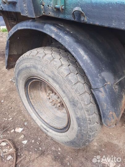 ЗИЛ 130 с КМУ, 1985