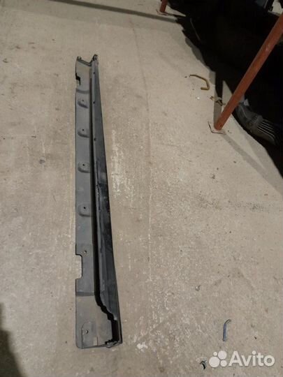 Накладка на порог прав. Saab 9-3