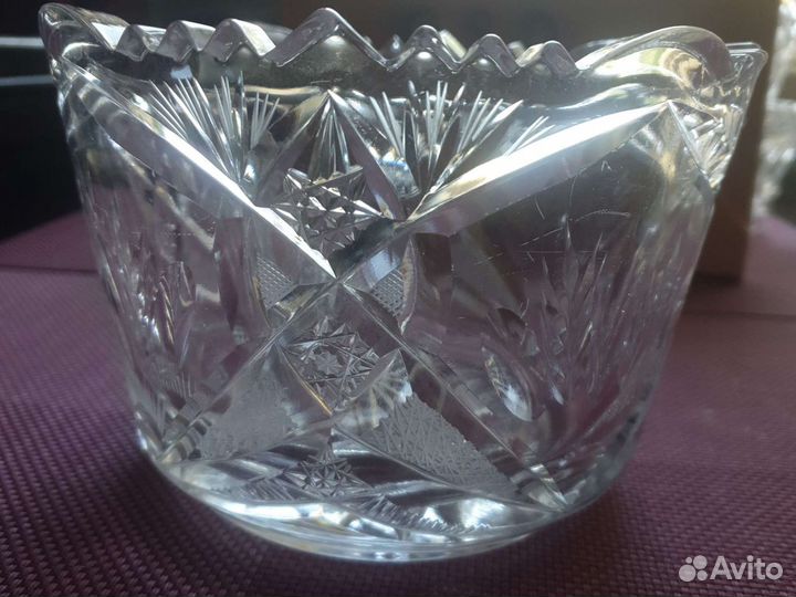 Хрустальная ваза