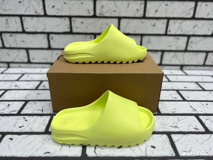 Сланцы Adidas Yeezy Slide Glow Green (36-45)