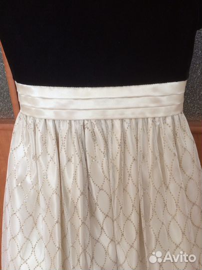 Платье нарядное