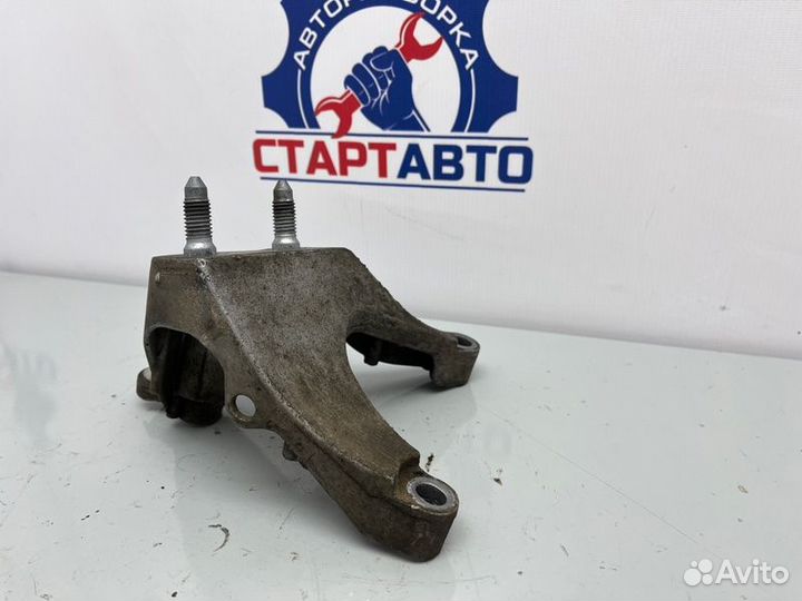 Кронштейн МКПП Renault Logan 2 K7MA812 2018