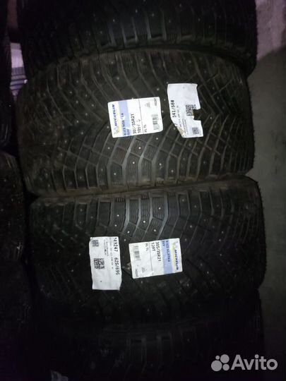 Michelin X-Ice North 4 SUV 275/40 R21 и 305/35 R21 109T