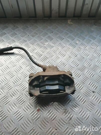 Суппорт тормозной передний левый Peugeot 206 2B