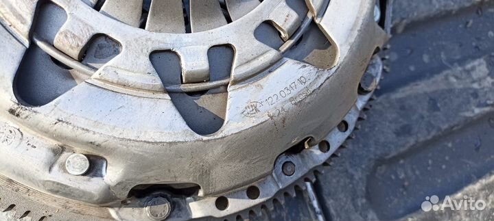 Сцепление с маховиком VW Polo V Sedan