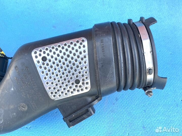 MB W164 M-Klasse (ML) 2005-2011г воздуховод