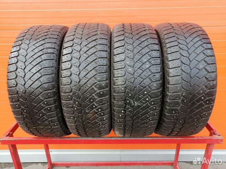 Continental ContiIceContact 4x4 235/55 R17 104B