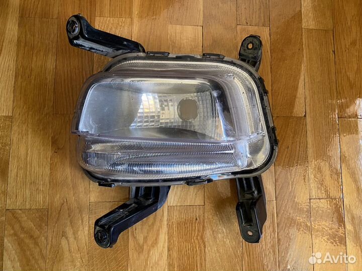 Противотуманная фара на kia rio