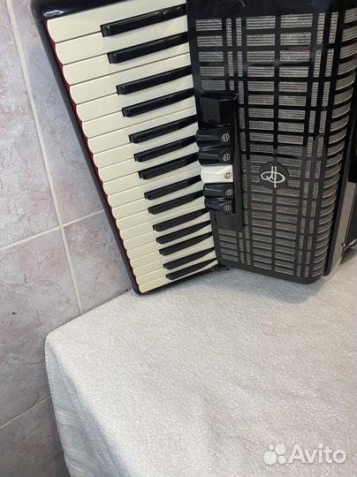 Аккордеон «Тула» А-6, три четверти