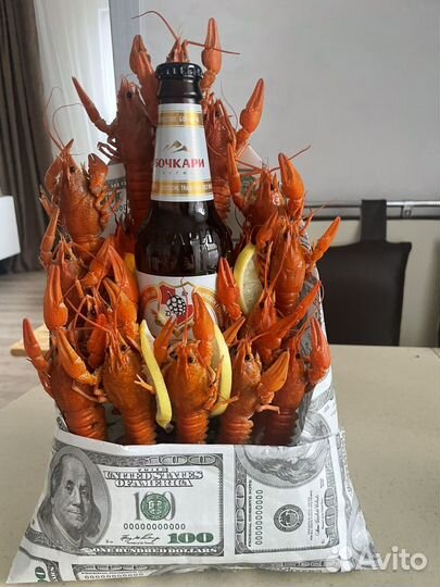 Раки свежие, варёные, букеты из рака