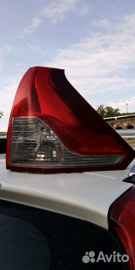 Задние фонарь правый Honda C-RV 2013 г
