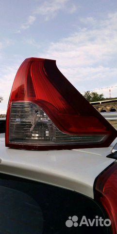 Задние фонарь правый Honda C-RV 2013 г