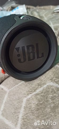 Портативная колонка bluetooth jbl