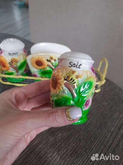 Набор для специй и салфетница