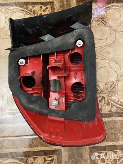 Фонарь задний правый bmw 3 series e90