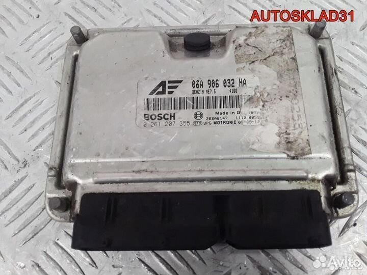 Блок эбу Volkswagen Sharan 1,8Т AWC 06A906032HA