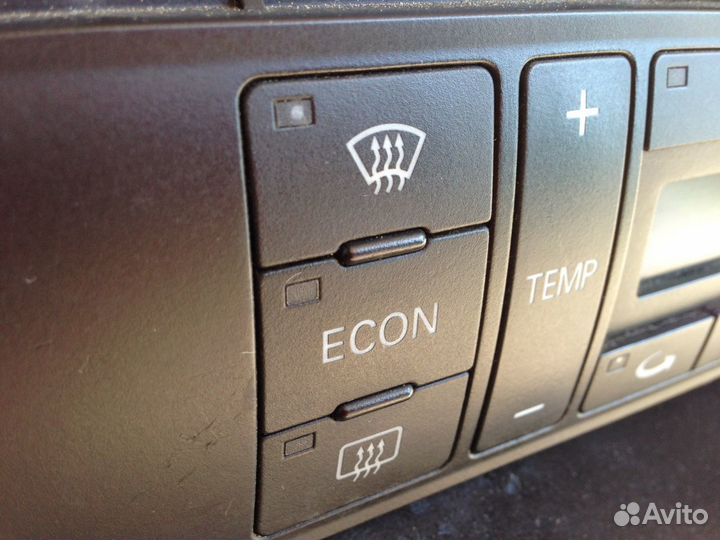 Климат-контроль (блок управления) на Ауди А4 1998