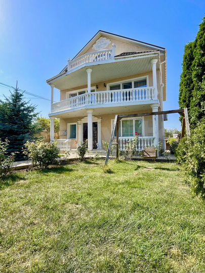 Дом 265 м² на участке 5,7 сот.