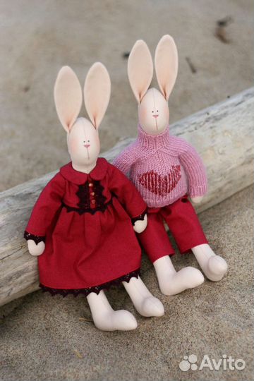 Зайчик в свитере. Кролик. Игрушка