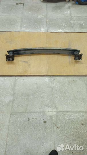 Усилитель заднего бампера Skoda Octavia a5