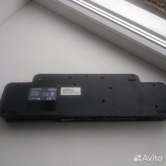 Станция под Lifebook Fujitsu