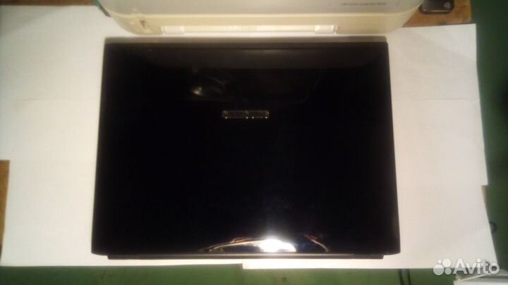 Ноутбук Samsung NP-R560