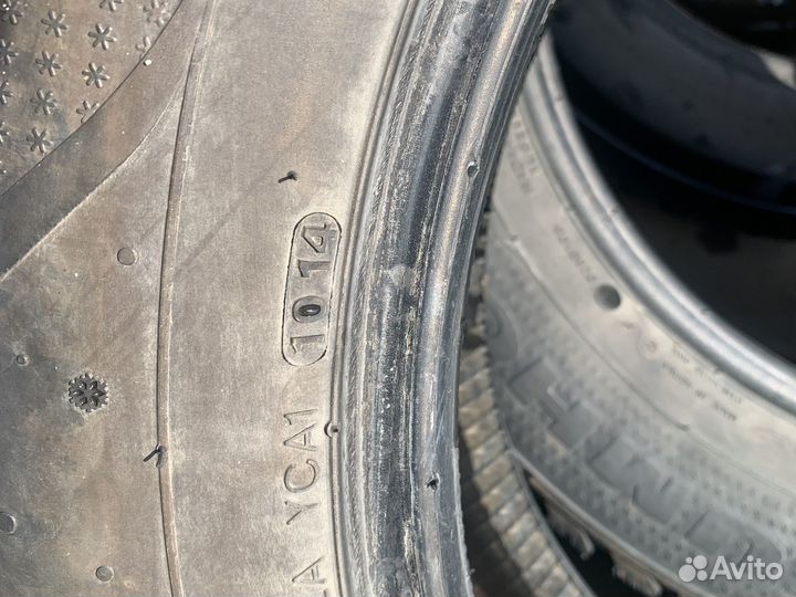 Kumho I'Zen RV Stud KC16 225/60 R17
