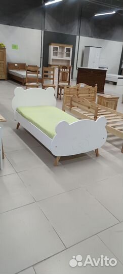 Детская кроватка+ мебель из сосны