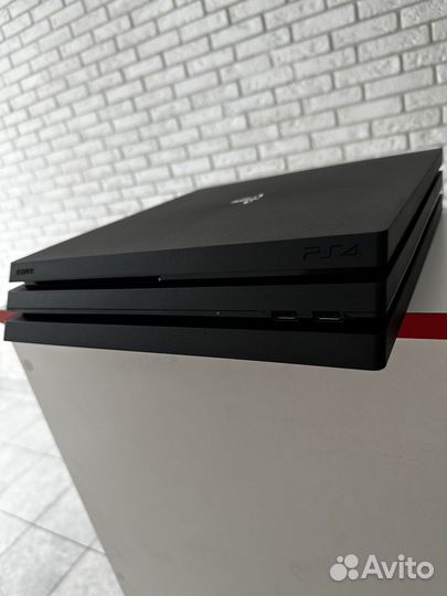 Sony PS4 Pro, 1tb