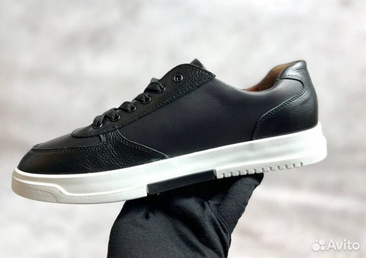 Кроссовки Boss современные