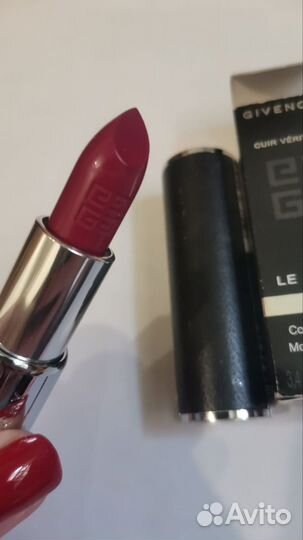 Givenchy помада