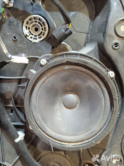 Стеклоподъемник задний левый Kia Cerato 3