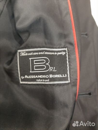 Пиджак для мальчика р-р 134