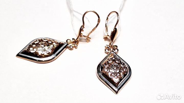 Золотые серьги