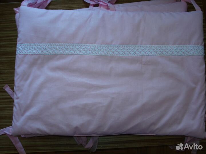 Комплекты бортиков в кровать 4 предметов (новые)