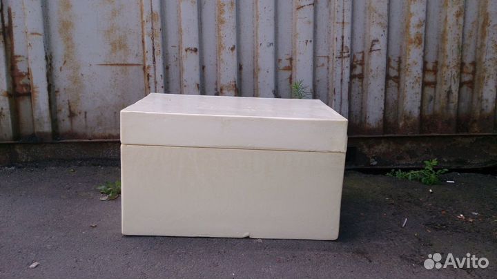 Продам термоконтейнера с хладоэлементами