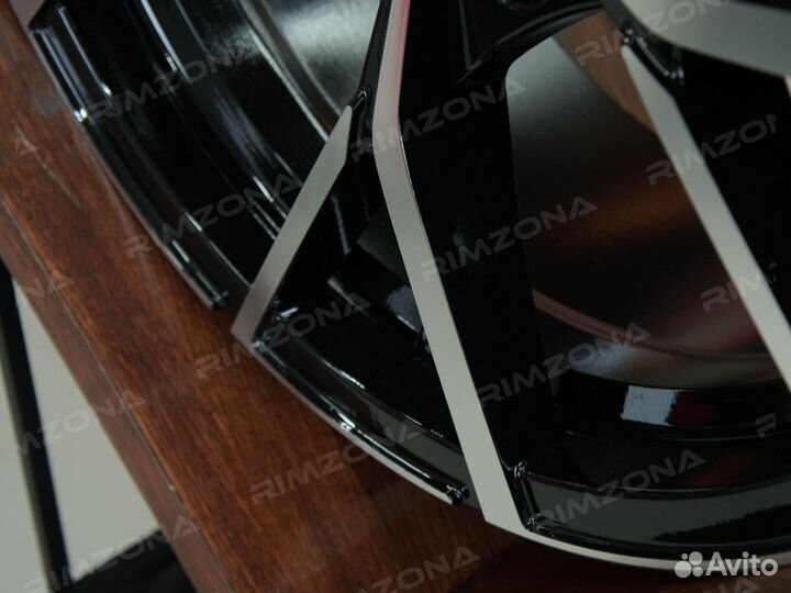 Литые диски R20 на Volkswagen. Арт3088