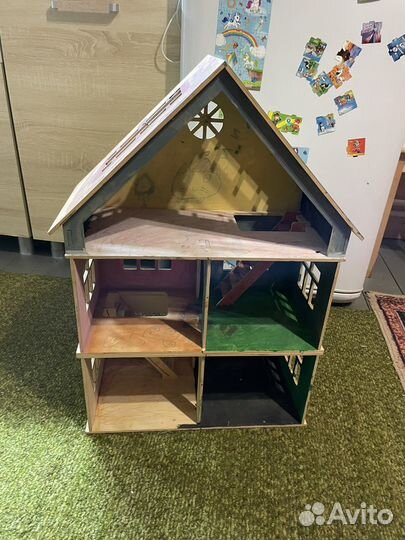 Домик кукольный