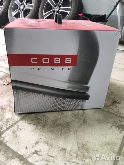 Угольный гриль Cobb Premier